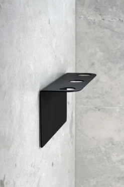 Beslag Design Base - Sæbepumpeholder Triple