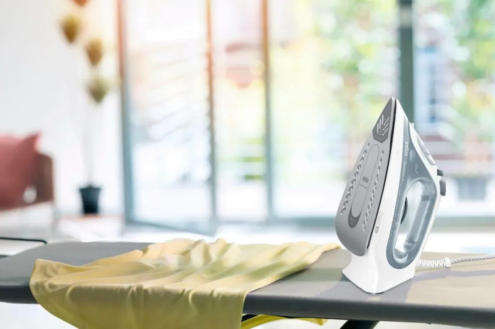 Braun Dampstrygejern SI3054GY