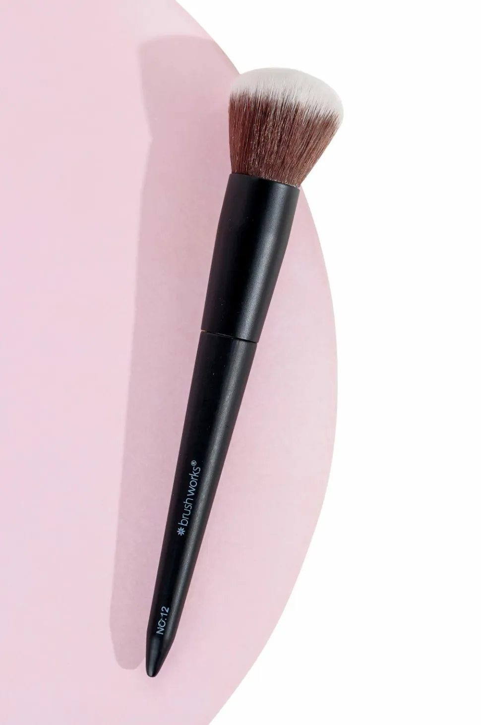 Brushworks No. 12 Blush Brush