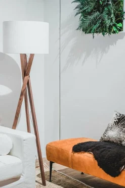 By Rydéns Gulvlampe Vega Valnød