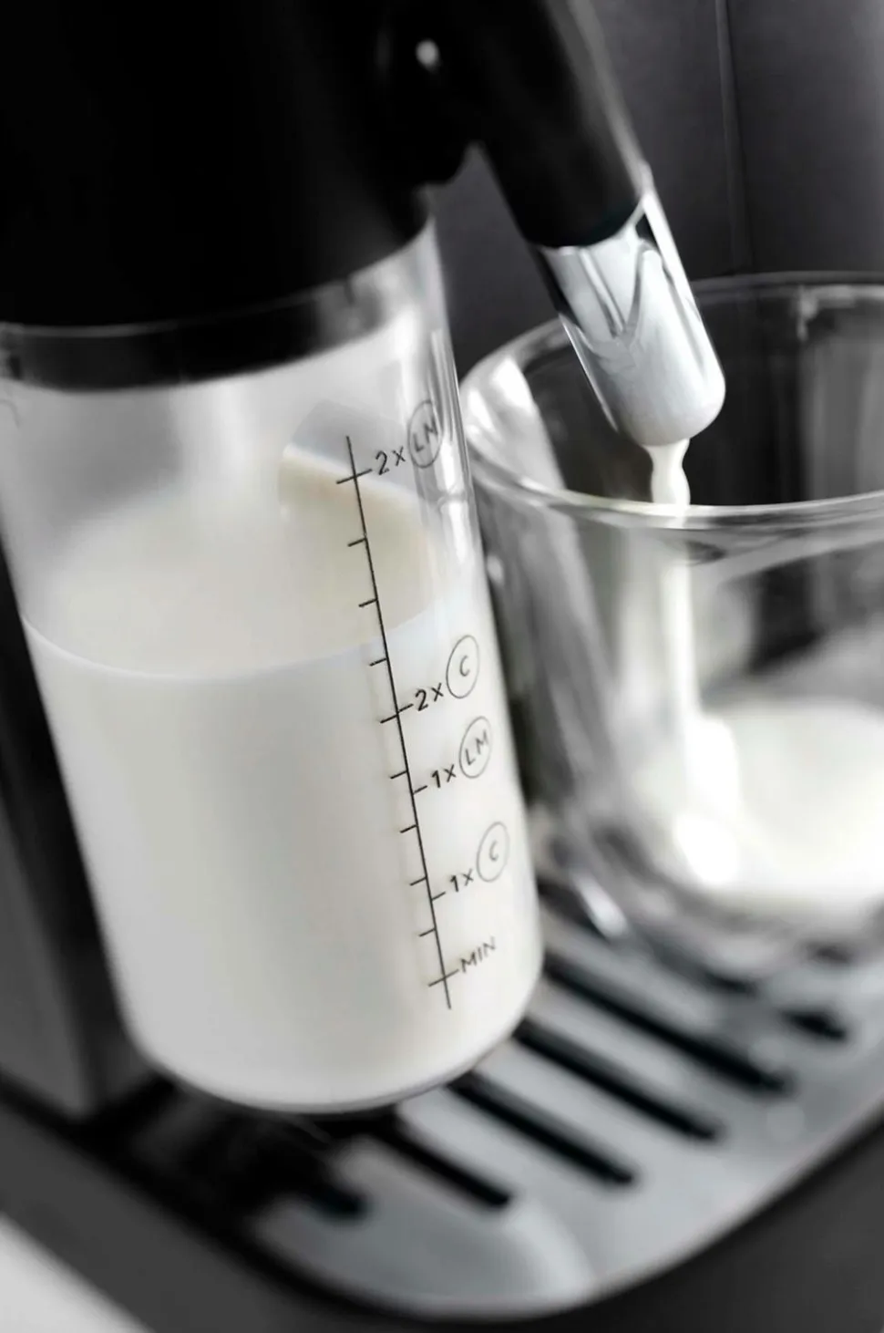 Delonghi Espressomaskine - fuldautomatisk ECAM290.81.TB