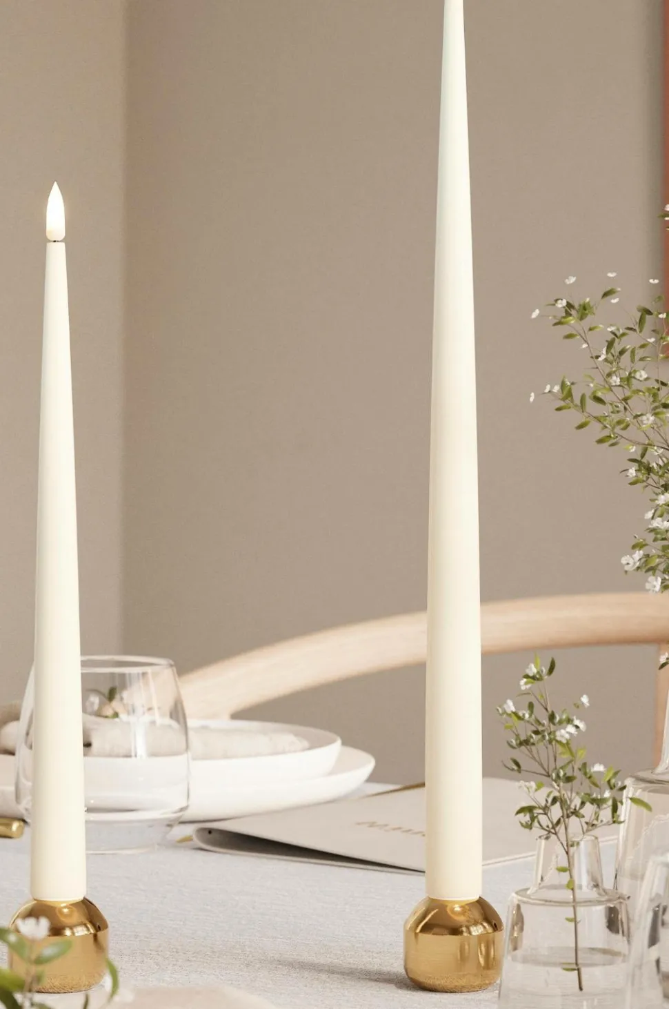 DeluxeHomeart LED Taper Candle Shiny 2,2x38 cm 2 stk.