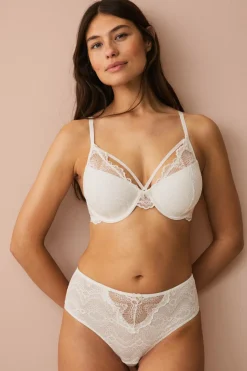 Ellos Collection Blondetrusser med brasiliansk snit