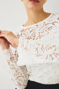 Ellos Collection Blondebluse med lange ærmer