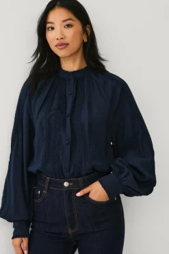 Ellos Collection Bluse med blondedetaljer