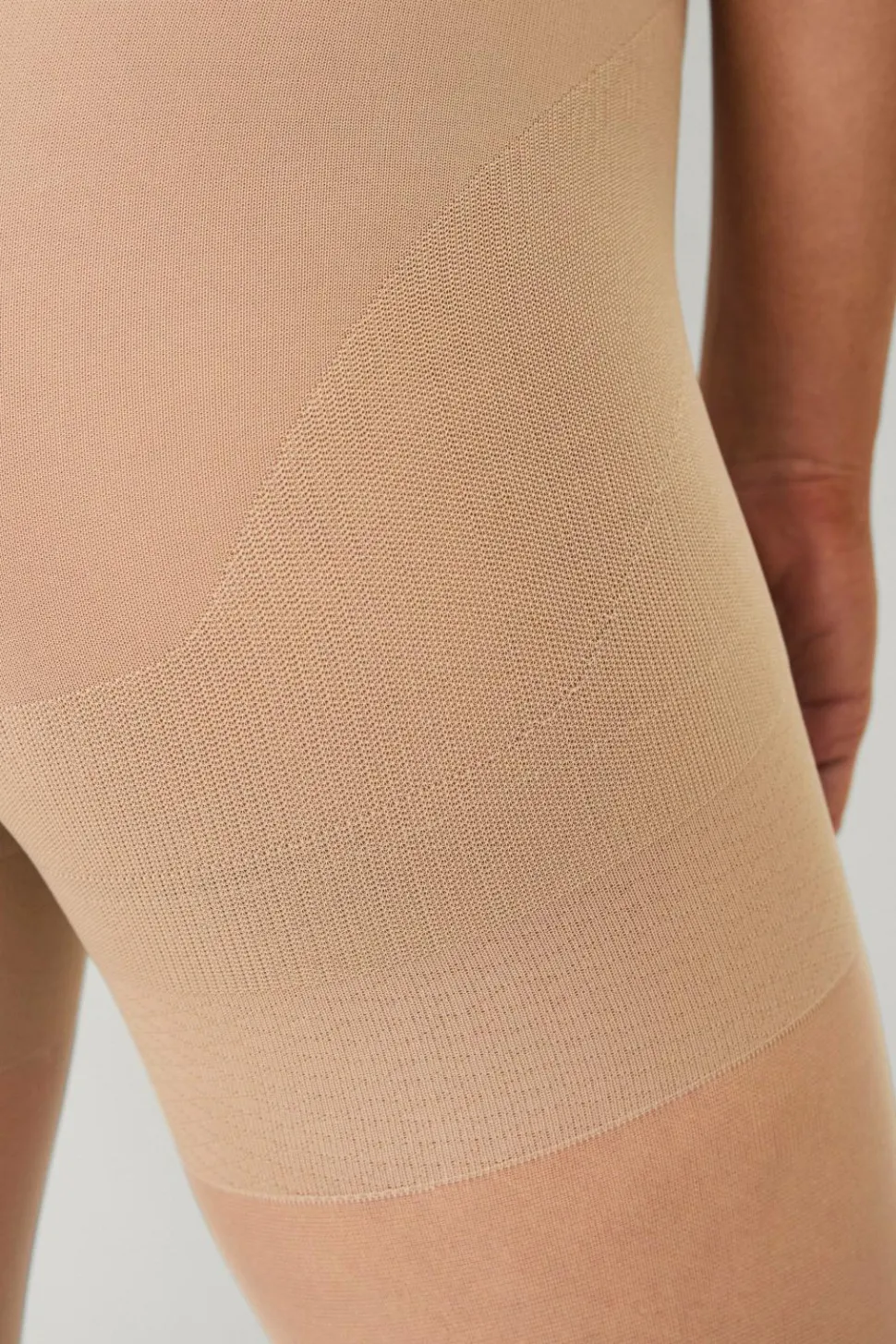 Ellos Collection Magic Lift 30 den strømpebukser - medium støtte