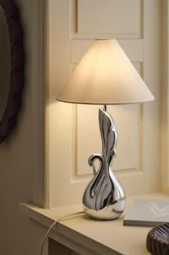 Ellos Home Bordlampe Swan