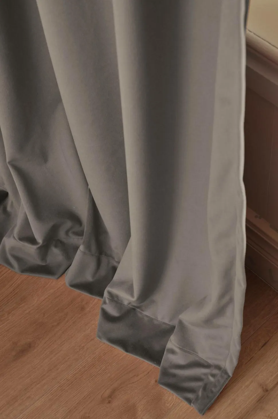 Ellos Home DEMI skræddersyet fløjlsgardin