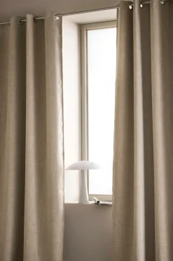 Ellos Home Mørklægningsgardin Iben med sejlringe, 1 stk.