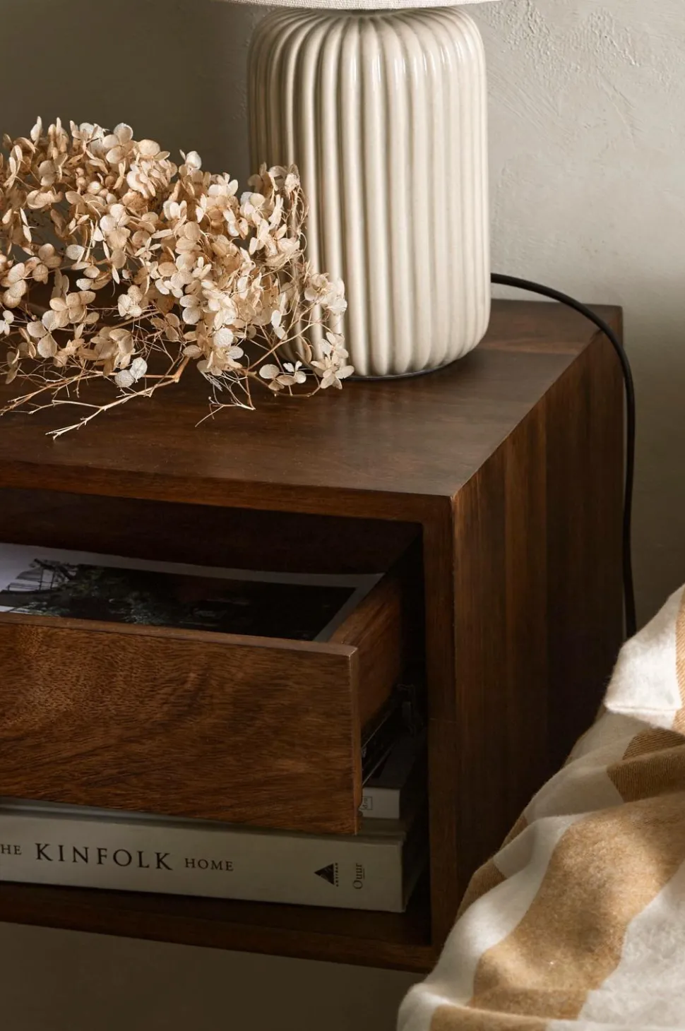 Ellos Home Natbord/opbevaringshylde Cilla