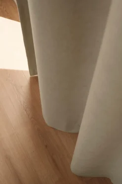 Ellos Home NICO skræddersyet mørklægningsgardin