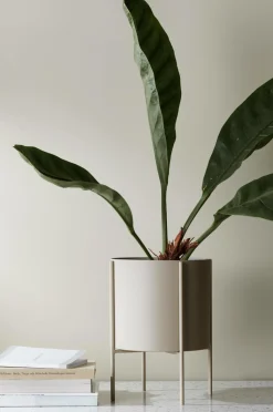 Ellos Home Potteskjuler Milton med vendbart stativ