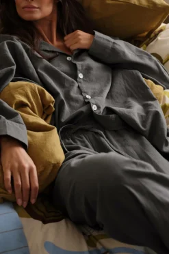 Ellos Home Pyjamasskjorte Long Sleeve Shirt Elly i genanvendt halvlinned