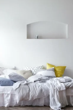 Ellos Home Sengekappe Candice i vasket hør 45 cm