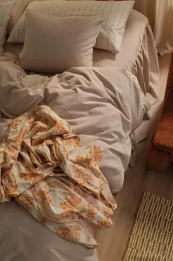 Ellos Home Sengesæt Elly i genanvendt halvlinned 2 eller 3 stykker