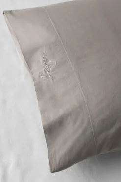 Ellos Home Sengesæt Luca i bomuldspercale 2 eller 3 stykker