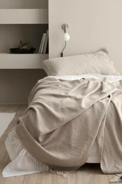 Ellos Home Sengetæppe Kiyoko i vasket hør