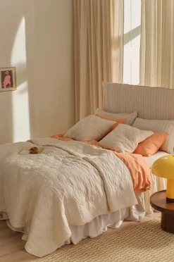 Ellos Home Sengetæppe Elly Quilted i genanvendt halvlinned