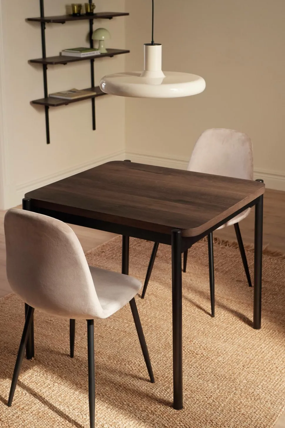 Ellos Home Spisebordssæt Gilda 2 Stolar, 75x85 cm