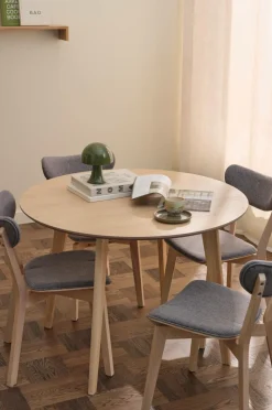 Ellos Home Spisegruppe Ridney med 1 bord + 4 stole med polstring