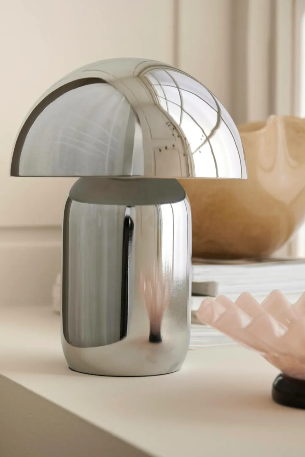 Ellos Home Ted genopladelig bordlampe