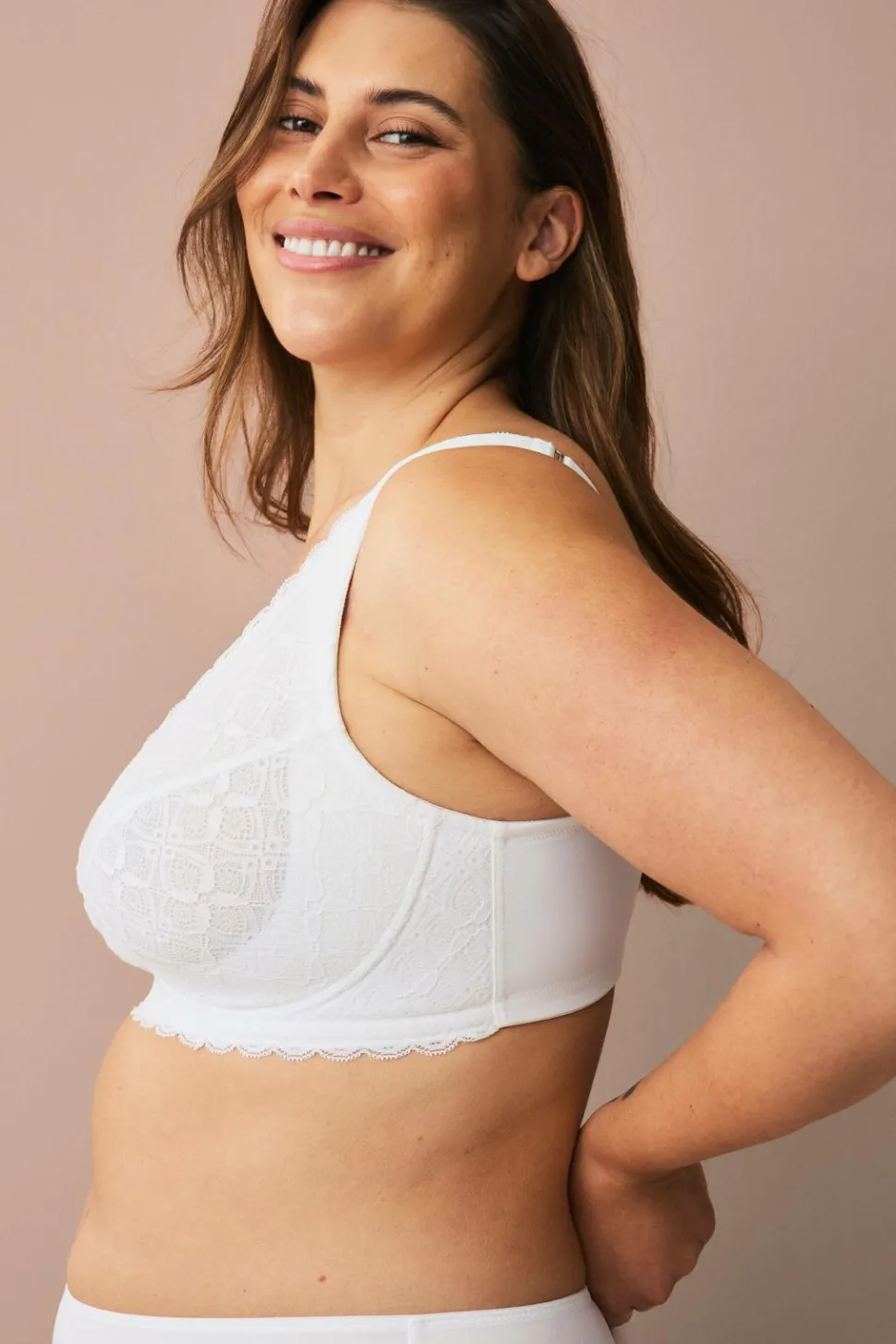 Ellos Plus collection Blød BH med blondedetaljer