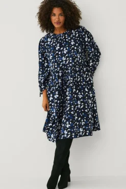 Ellos Plus collection Kjole med pufærmer