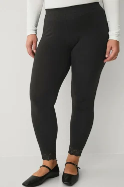 Ellos Plus collection Leggings med blondekant