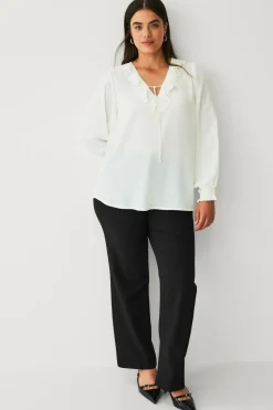 Ellos Plus collection Bluse med flæse