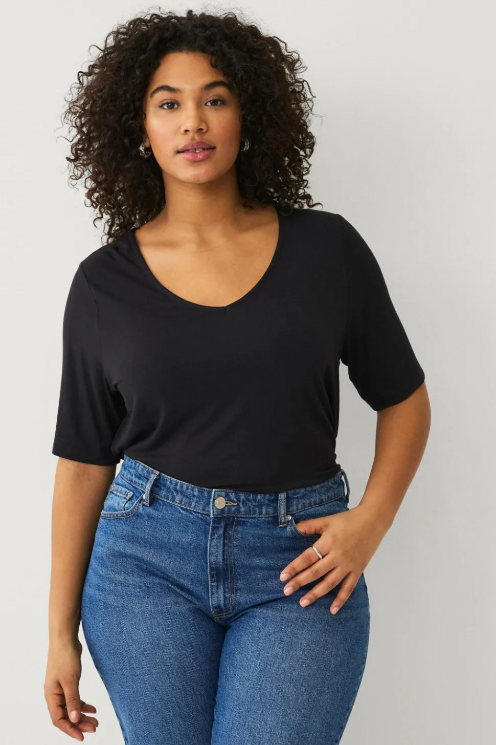 Ellos Plus collection Blød top med V-hals