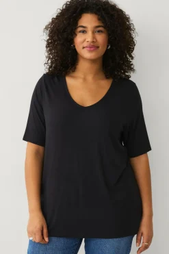 Ellos Plus collection Blød top med V-hals