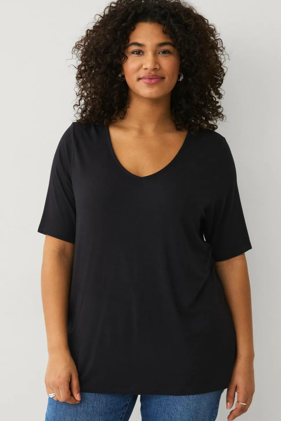 Ellos Plus collection Blød top med V-hals