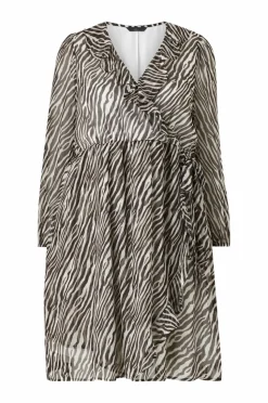 Ellos Plus collection Slå-om kjole med flæser