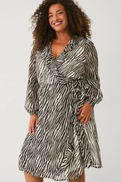 Ellos Plus collection Slå-om kjole med flæser