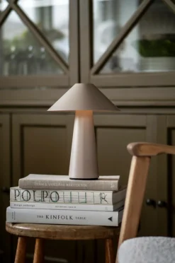 Globen Lighting Bærbar bordlampe Cannes IP44