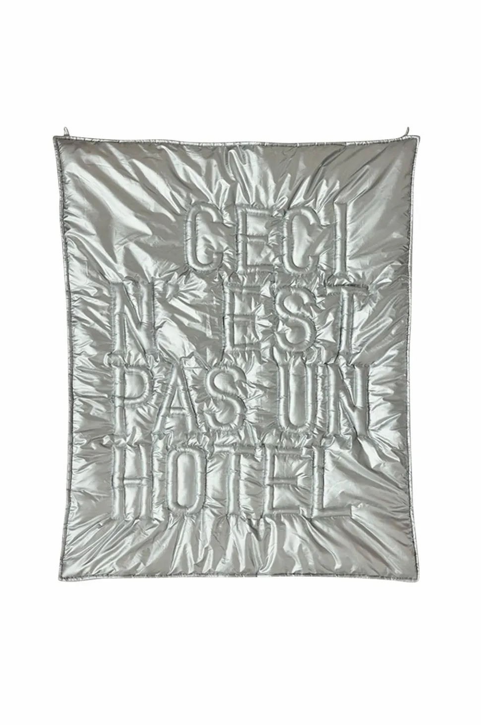 HKliving Vægkunst 'Ceci n'est pas un hôtel'