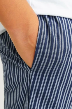 Jack & Jones Junior Sæt jacBasic Tee And Woven Pants Giftb Jnr