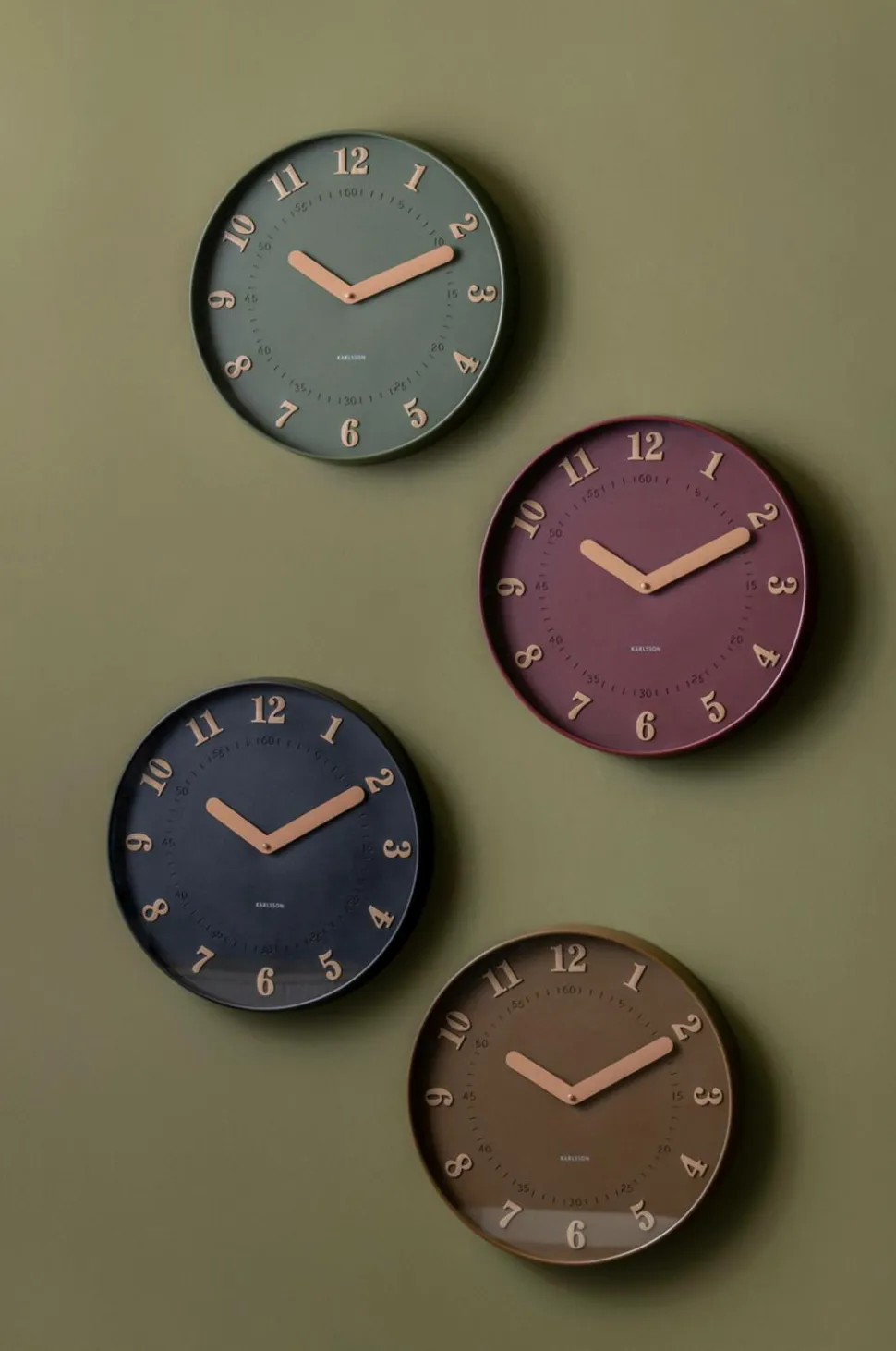 Karlsson Vægur Amena