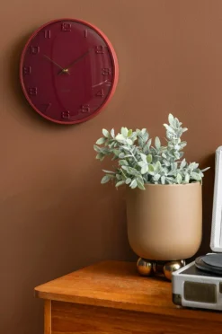 Karlsson Vægur Fuerte Dome