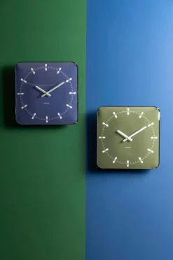 Karlsson Vægur Sucinto Dome