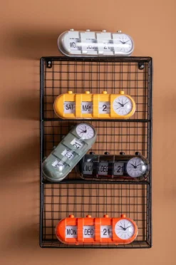 Karlsson Vækkeur Retro Tube Calendar Flip