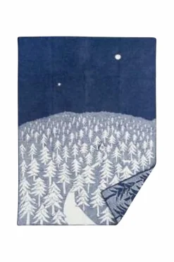 Klippan Yllefabrik Tæppe House in the forest