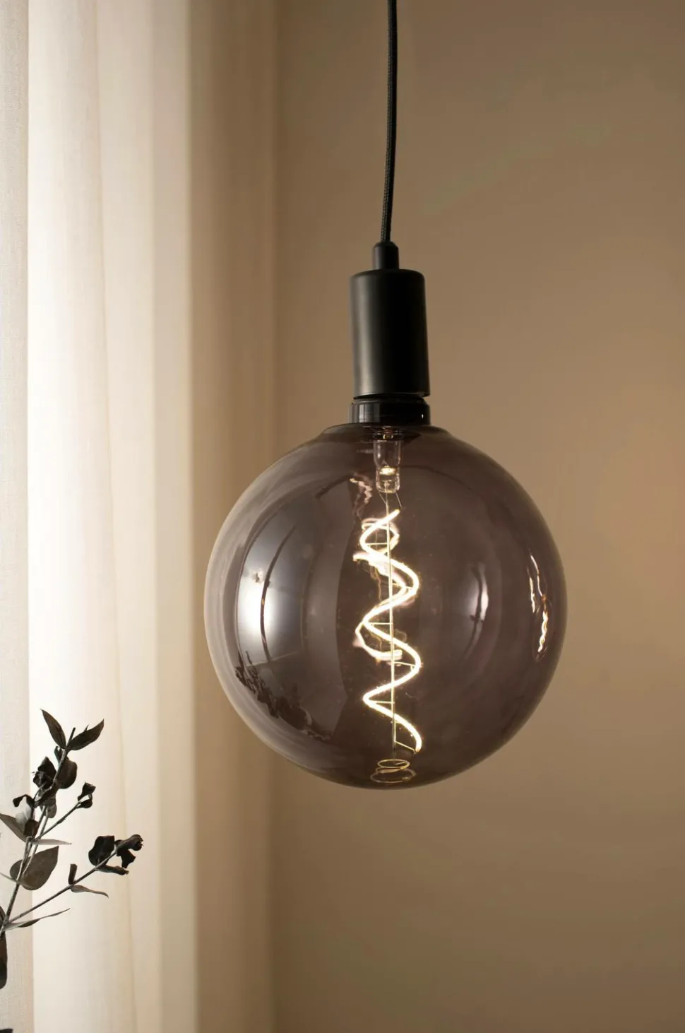 Markslöjd Lyskilde Globe E27 4W Soft LED 200 mm