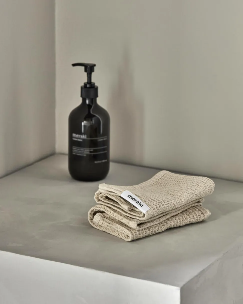 Meraki Giftbox Shadow Lake Kitchen Essentials 490 Ml