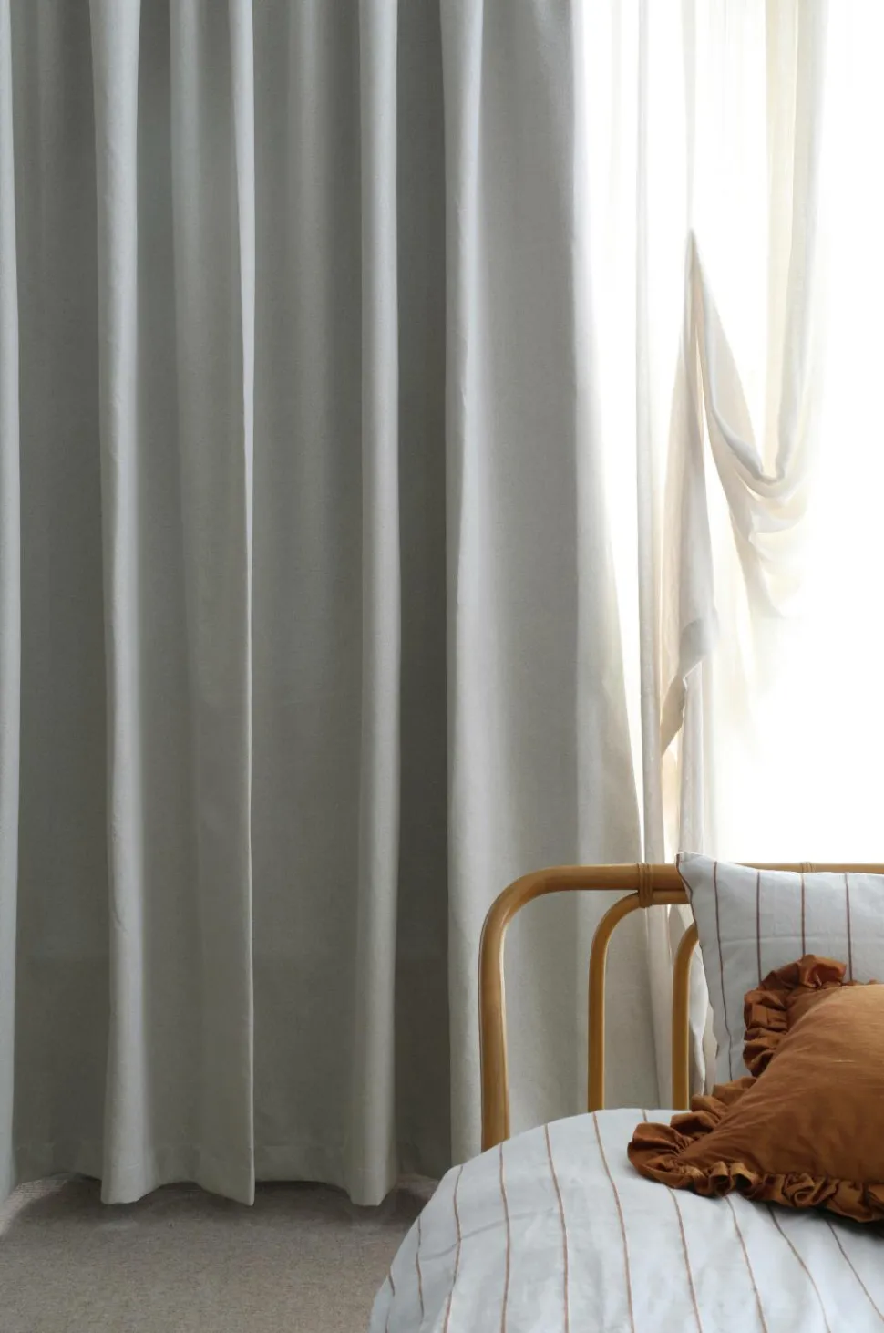 Mimou Hotelgardin Black Out dobbelt bredde