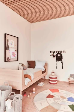 OYOY Living Design Knagerække Larva