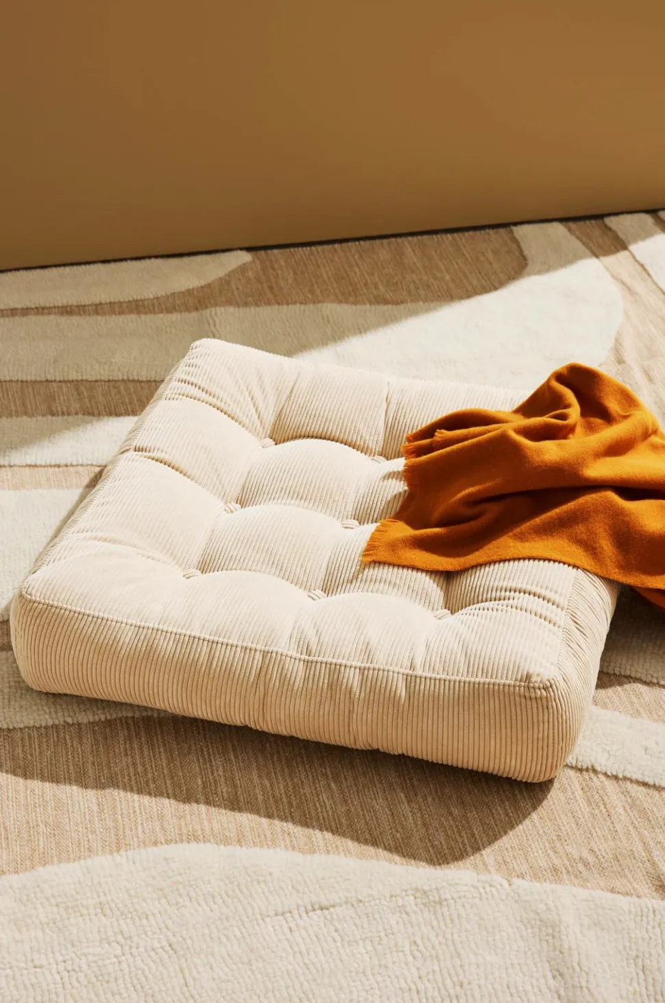 Pastill Luca gulvpude manchester 64x64x15 cm