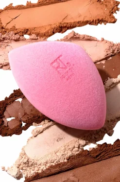 Real Techniques Miracle Powder Sponge