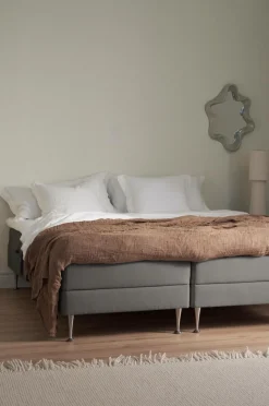 Scapa Justerbar seng Nova Fast