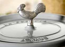 Staub Knop i metal Hane